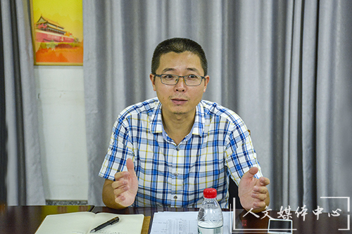 论语问茶第六十七期：根脉相连 共系华夏——ag旗舰厅官方网站举办2018级少数民族员工座谈会