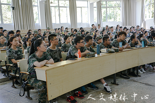 乐享经验 启迪求学 ag旗舰厅官方网站举行新老生交流会
