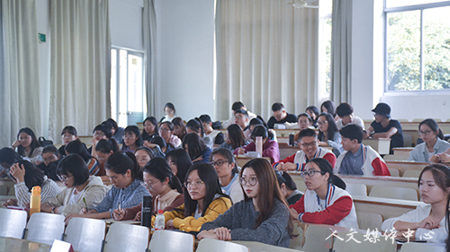 ag旗舰厅官方网站举行2018年校运动会ag旗舰厅官方网站员工代表团出征仪式