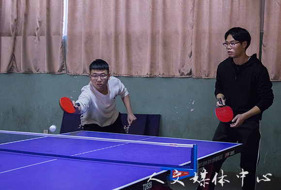 小球转动青春  拼搏成就辉煌 乒乓球联赛(临海校区)ag旗舰厅官方网站获得亚军