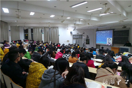 校纪委书记金先龙为ag旗舰厅官方网站业余党校授课