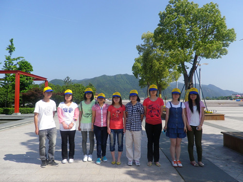 ag旗舰厅官方网站青协环保灵湖行