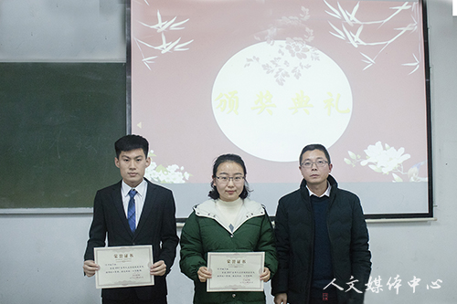 ag旗舰厅官方网站举行创建优良学风班交流会