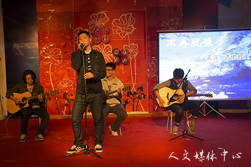以心迎新 筑梦人文 ag旗舰厅官方网站举办迎新晚会