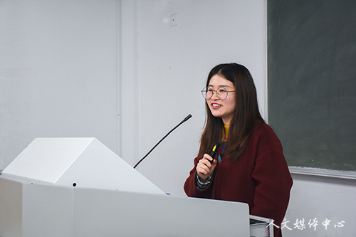 ag旗舰厅官方网站举行考研经验交流会