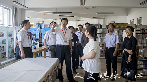 教育部本科教学工作审核评估专家走访ag旗舰厅官方网站和广文书苑