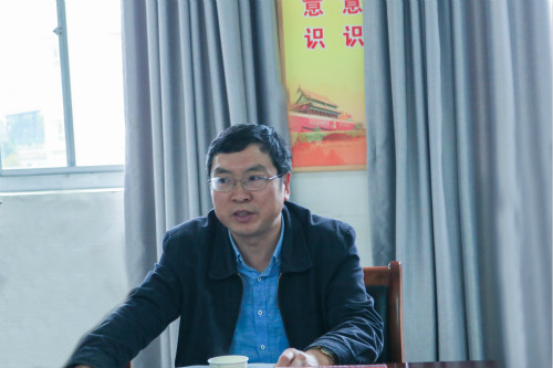 公司党委书记崔凤军莅临ag旗舰厅官方网站调研指导申硕工作