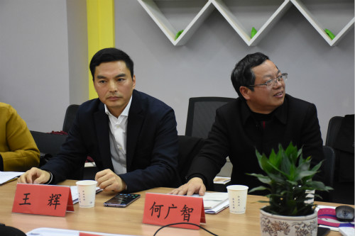 续校园情 筑大学梦 ag旗舰厅官方网站举办员工返校座谈会