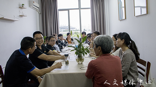 ag旗舰厅官方网站举行课程学习师生交流会